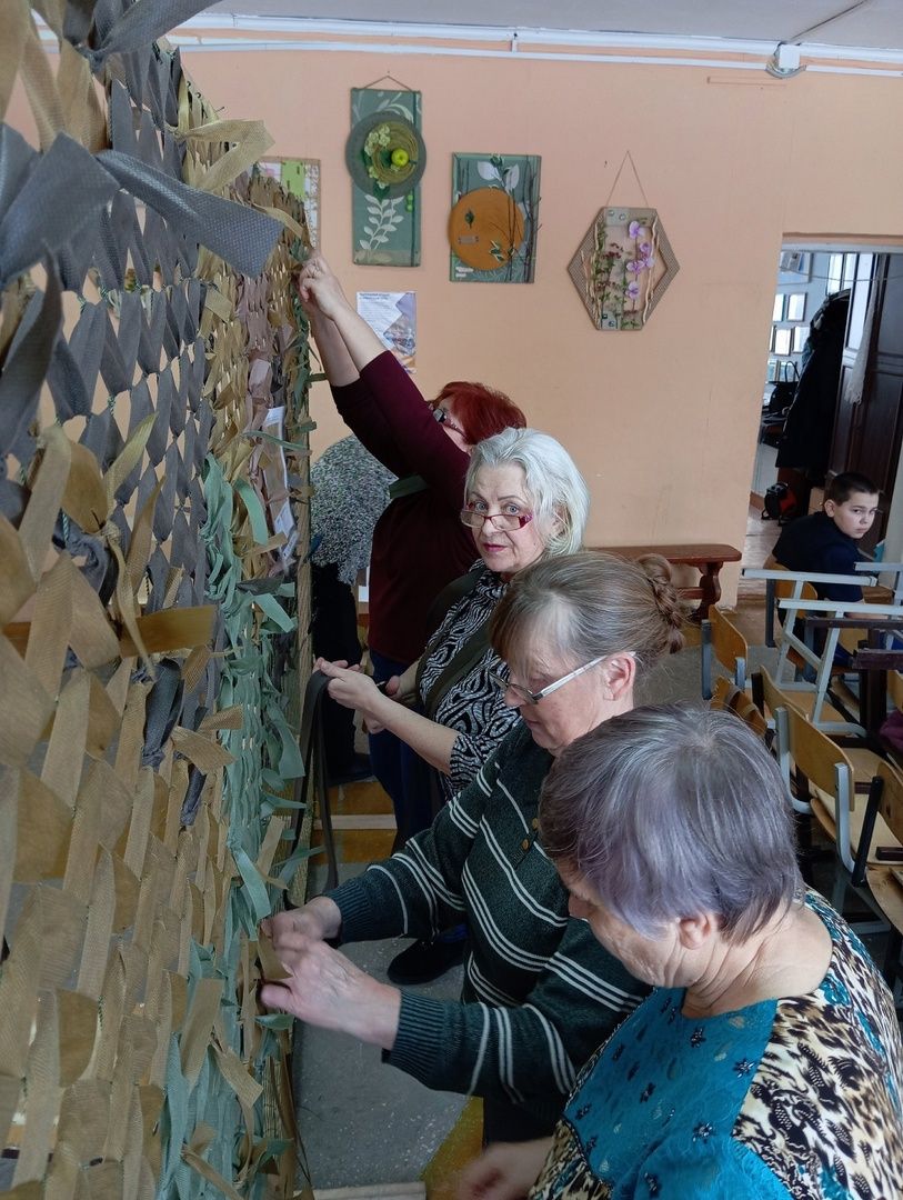 Новый сезон открывают &laquo;серебряные&raquo; волонтёры в плетении сетей