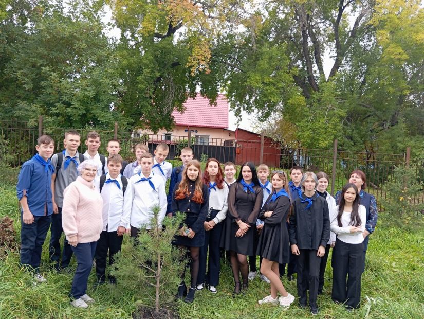Участники волонтерского объединения &laquo;Руки добра&raquo; школы 68 города Кемерово, провели Разговоры о важном