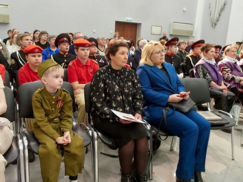 Представители &laquo;Серебра Кузбасса&raquo; приняли участие в научно-практической конференции &laquo;Россия войн не начинает&raquo;