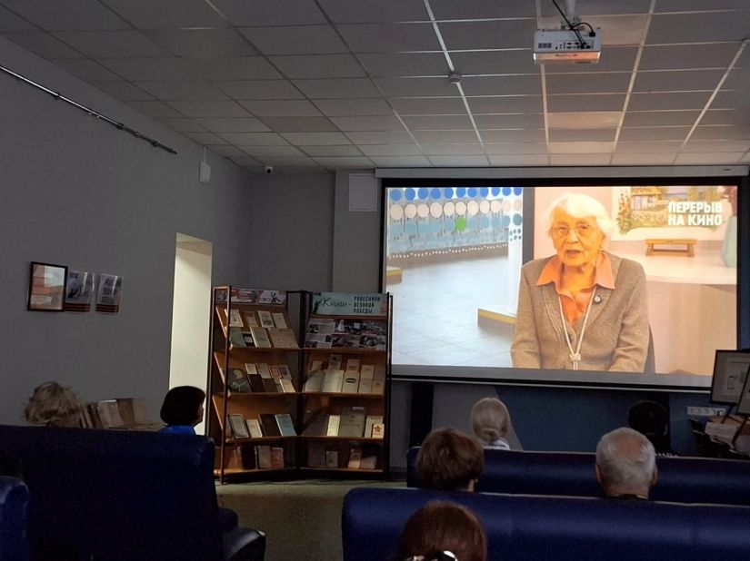Уникальная передвижная выставка &laquo;Книги &ndash; ровесники Великой Победы&raquo; открылась в Мысках