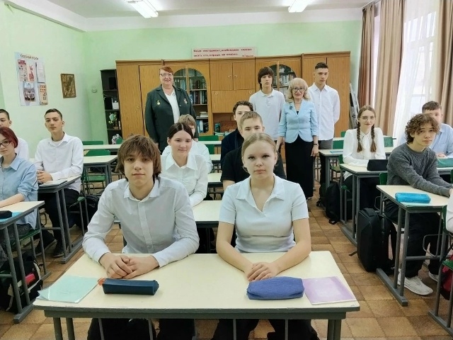 Горячий апрель у &laquo;Огоньков&raquo;
